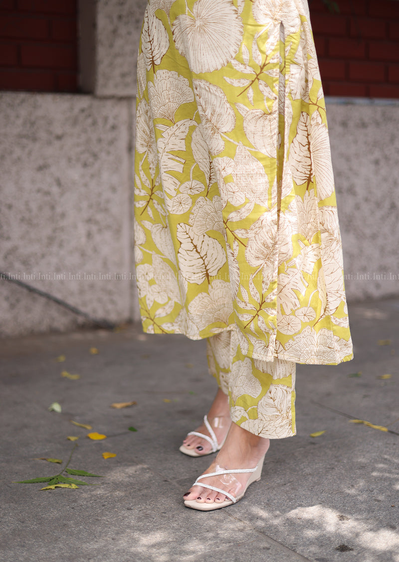 Leafline Set Top & Pant Set