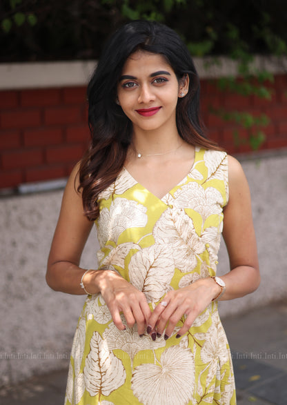 Leafline Set Top & Pant Set