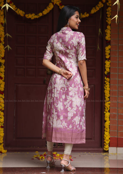 Loom of Lotus Kurti