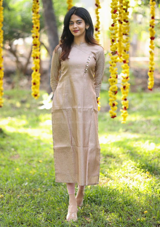 Neutral Poise Kurti