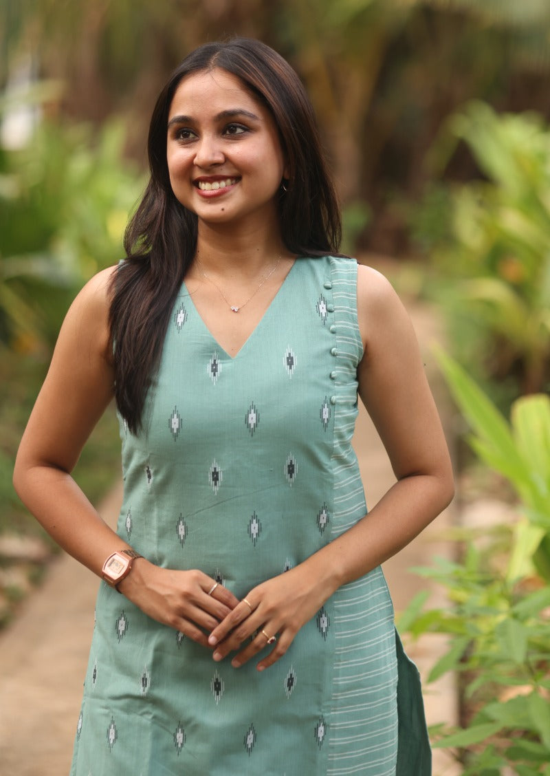Nila Stride Top & Pant Set