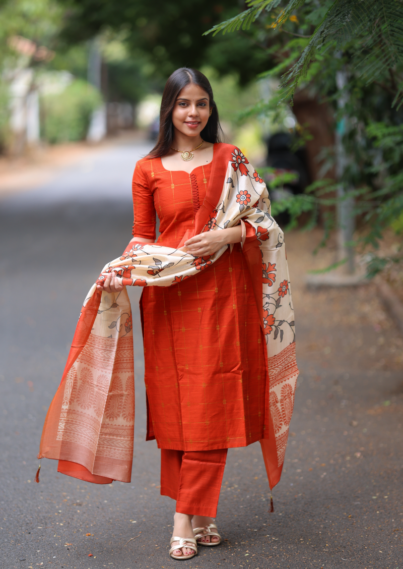 Noor Fuchsia Salwar Suit