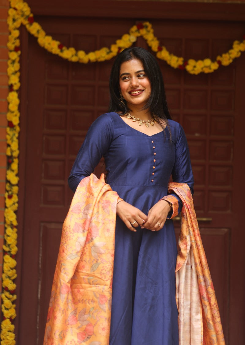 Nyvani Roe Anarkali