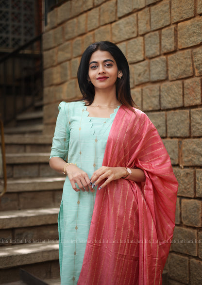 Pastel Pistha Thread Top & Dupatta Set