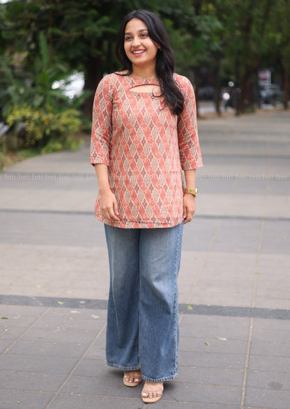 Peach Pop Short Top