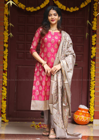 Peoney Enchant Salwar Suit