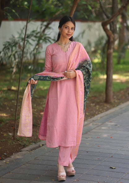 Qeva Rina Salwar Suit