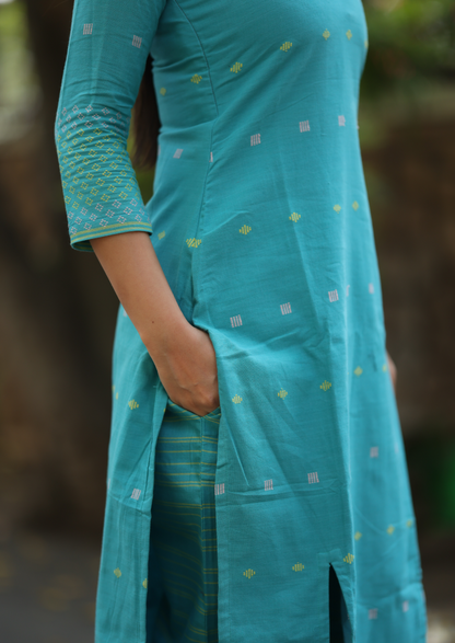 Quirky Crisp Top & Pant Set
