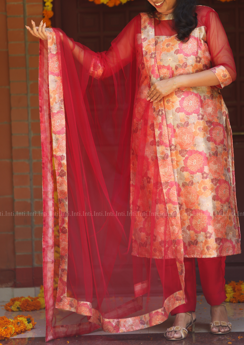 Rose Treasury Top & Dupatta Set