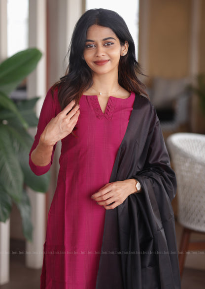 Rosy Heritage Top & Dupatta Set