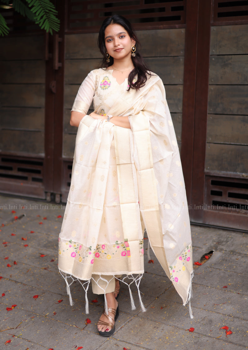 Swan Elegance Salwar Suit