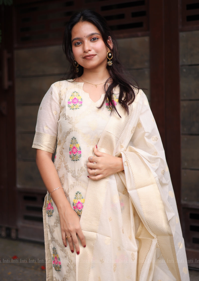 Swan Elegance Salwar Suit