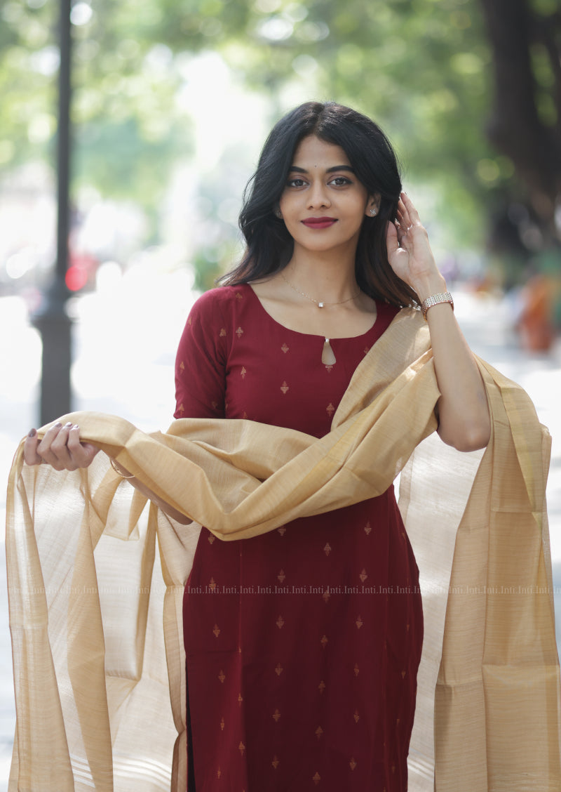 Tulip Wine Story Top & Dupatta Set