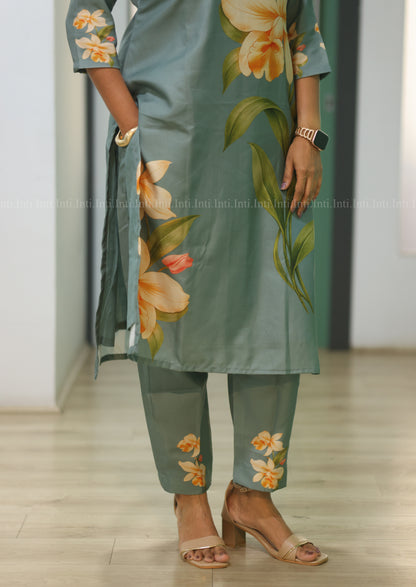 Wildlily Muse Top & Pant Set