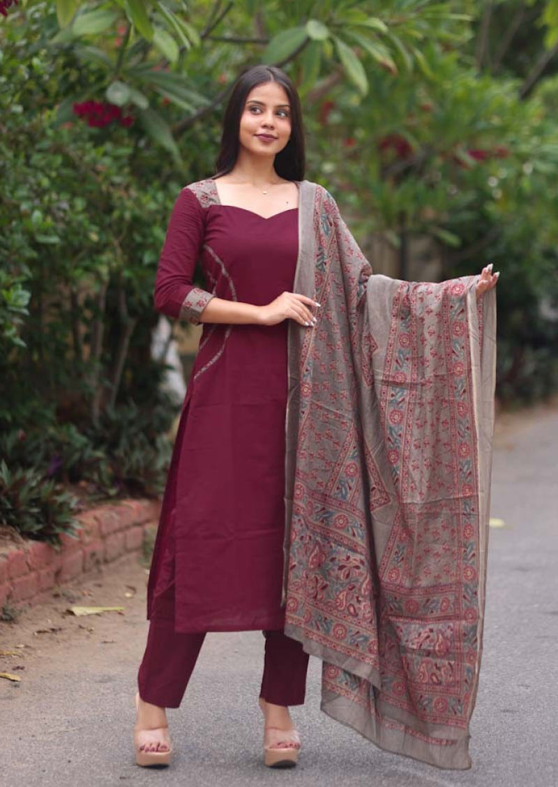 Darian Magenta Salwar Suit