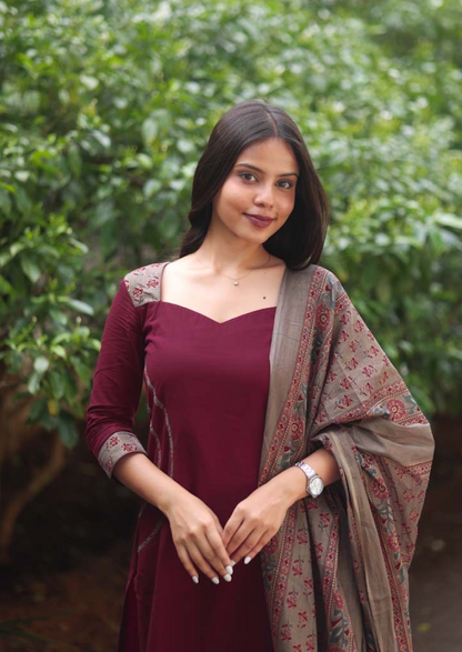 Darian Magenta Salwar Suit