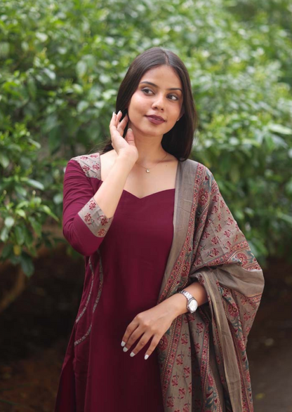 Darian Magenta Salwar Suit