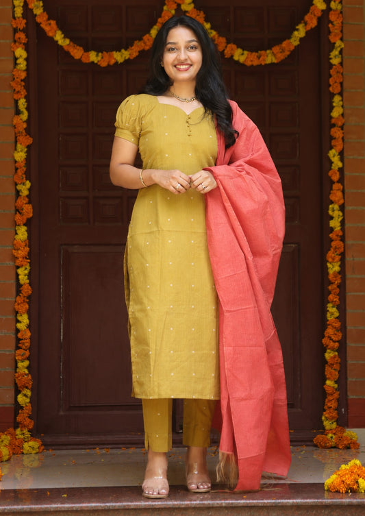 Honey Aura Salwar Suit