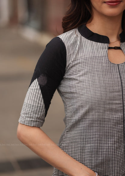 Yestin Vale Kurti