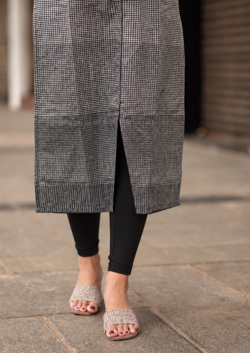 Yestin Vale Kurti