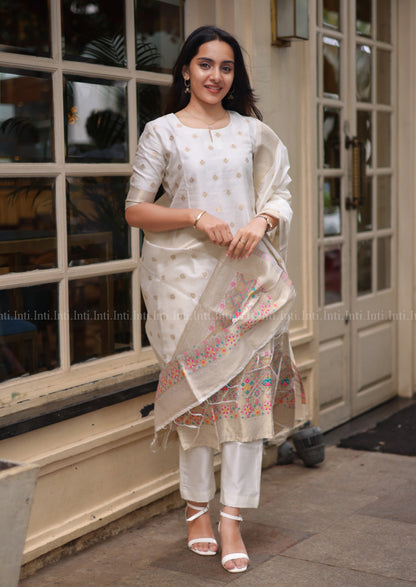 Ivory Aura Salwar Suit