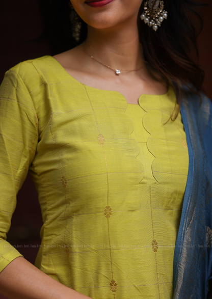 Meadow Charm Top & Dupatta Set