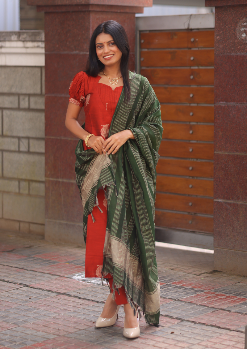Dorin Selis Salwar Suit