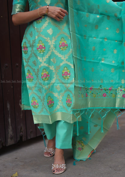 Skyloom Touch Salwar Suit