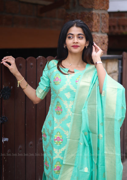 Skyloom Touch Salwar Suit