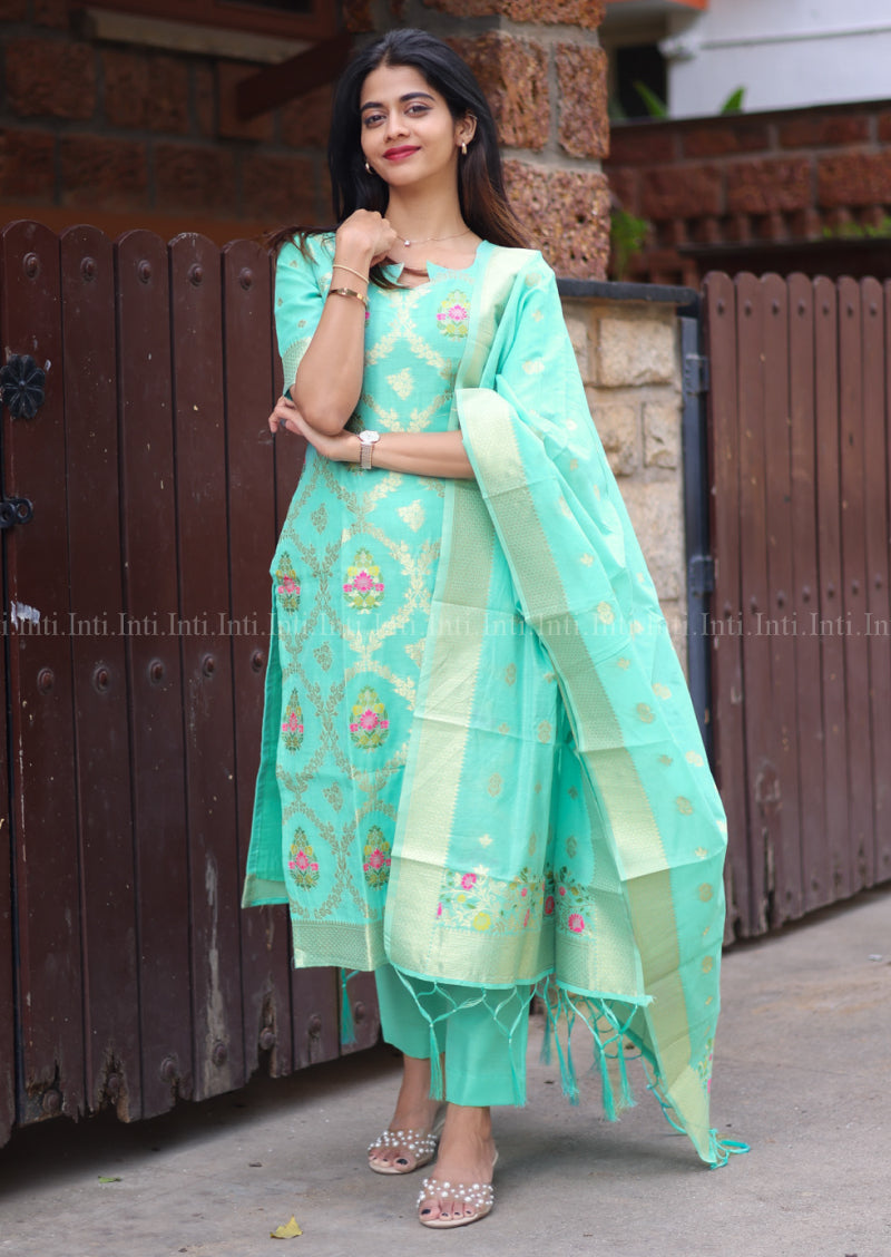 Skyloom Touch Salwar Suit