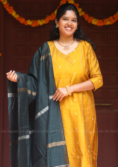 Swarna Tara Salwar Suit