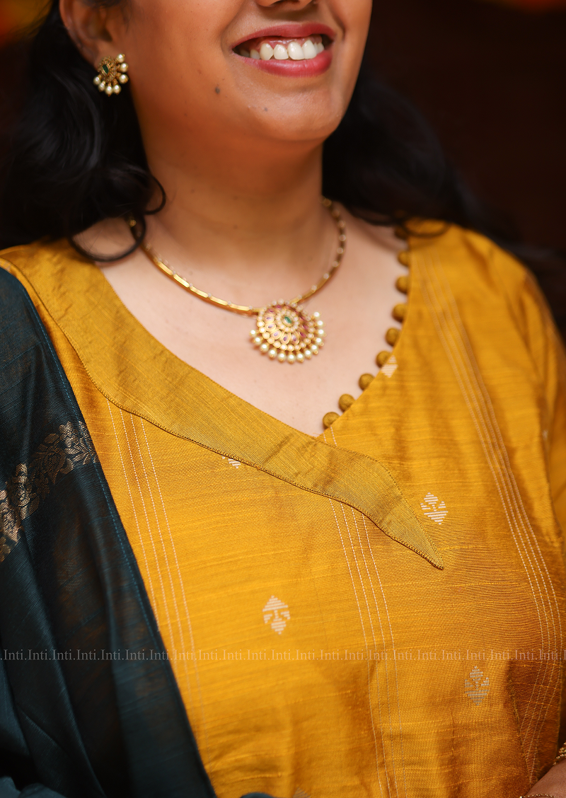 Swarna Tara Salwar Suit