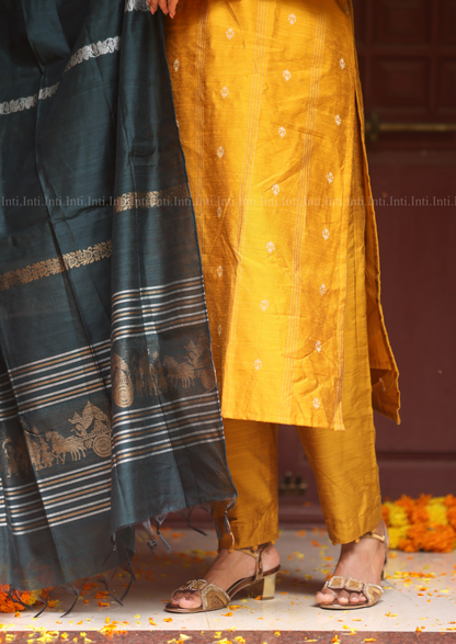Swarna Tara Salwar Suit