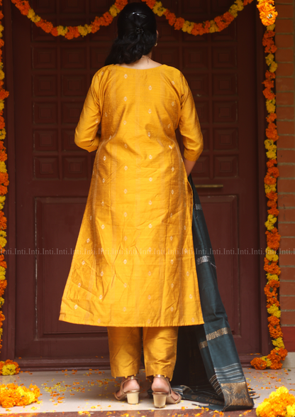 Swarna Tara Salwar Suit