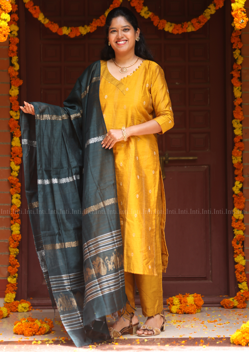 Swarna Tara Salwar Suit