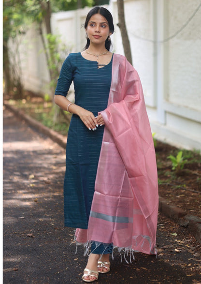 Xavira Nove Salwar Suit