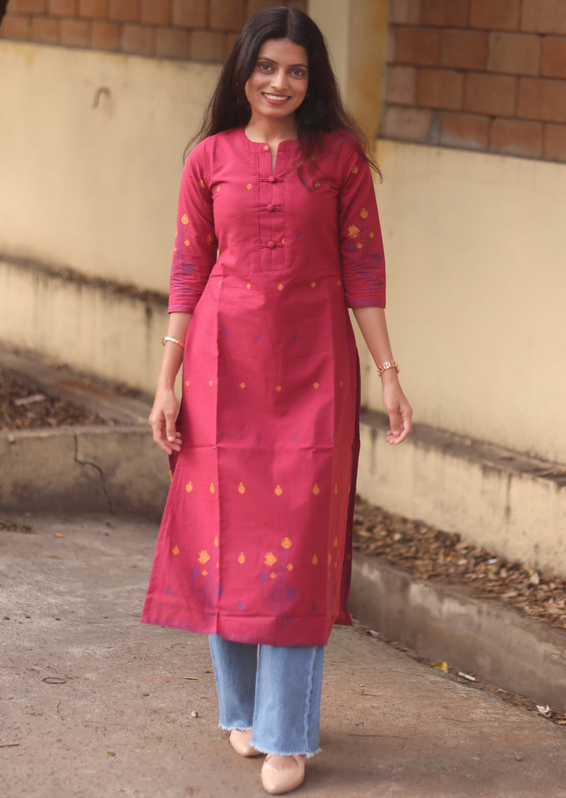 Yaira Nove Kurti