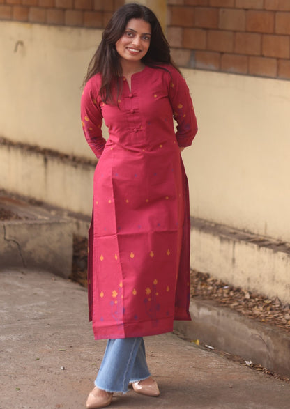 Yaira Nove Kurti